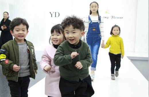 Showkids小超模郑成林即将亮相中国国际时装周王玉涛亲子时装发布会