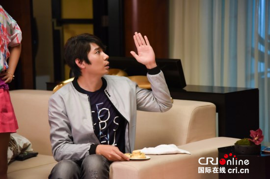 电影《欢乐喜剧人》欢乐上映 艾伦“疯狂”之旅开启