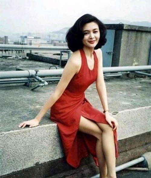 这些路人因为长得好看成为明星，最后一位堪称是人生赢家