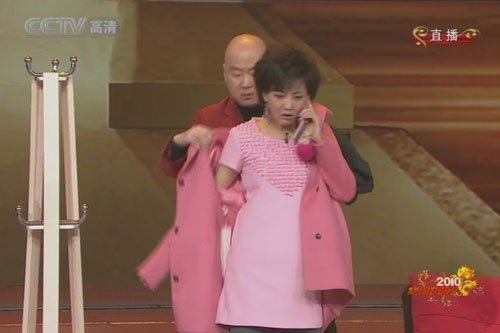 爆笑！历届春晚穿帮镜头大集合