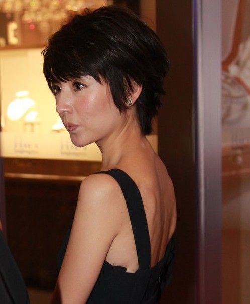 女星真实身高体重惊到你? 唐嫣Angelababy赵丽颖