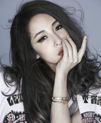 女星真实身高体重惊到你? 唐嫣Angelababy赵丽颖