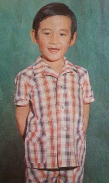 陆毅童年照曝光 高原红的侯局长是这样