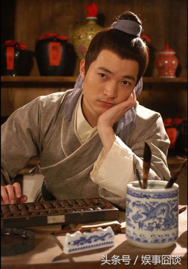 《武林外传》7大主演背景不凡：学霸出身 还有一个团级