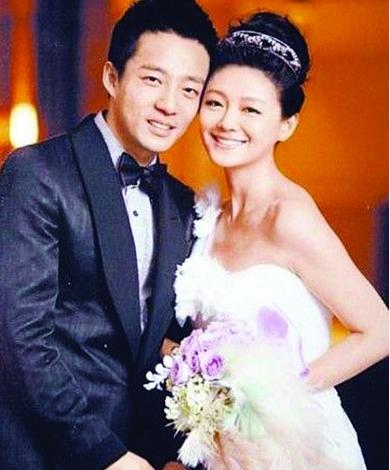 看了这么多明星结婚证件照 这次黄晓明和baby赢了！