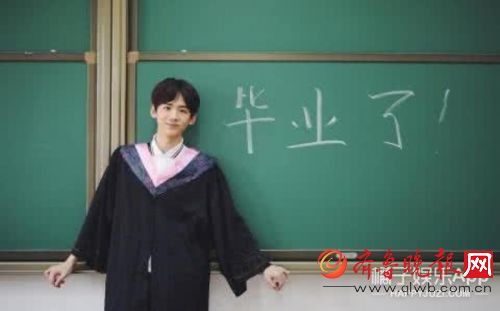 白敬亭：既是温情脉脉的暖男，也是搞笑有趣的白Rap