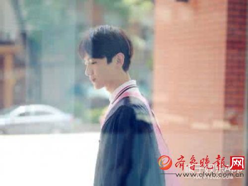 白敬亭：既是温情脉脉的暖男，也是搞笑有趣的白Rap