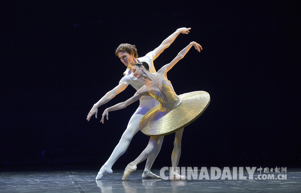 德国芭蕾舞剧《浮士德II》在京上演 “牙签夫妇”演绎歌德名著获满场喝彩