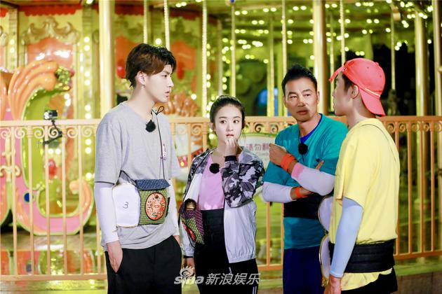 《奇楼》好搭档！吴亦凡赵丽颖花式接球默契足