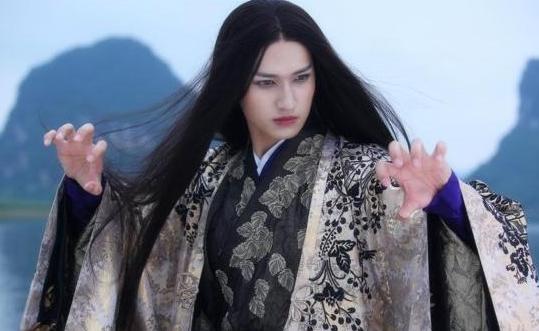 同父同母不同命！他们是兄弟兄妹 一人红另一人却默默无闻