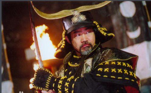 他是洪金宝唯一的徒弟，暴打李连杰甄子丹，武功很高却只演坏人