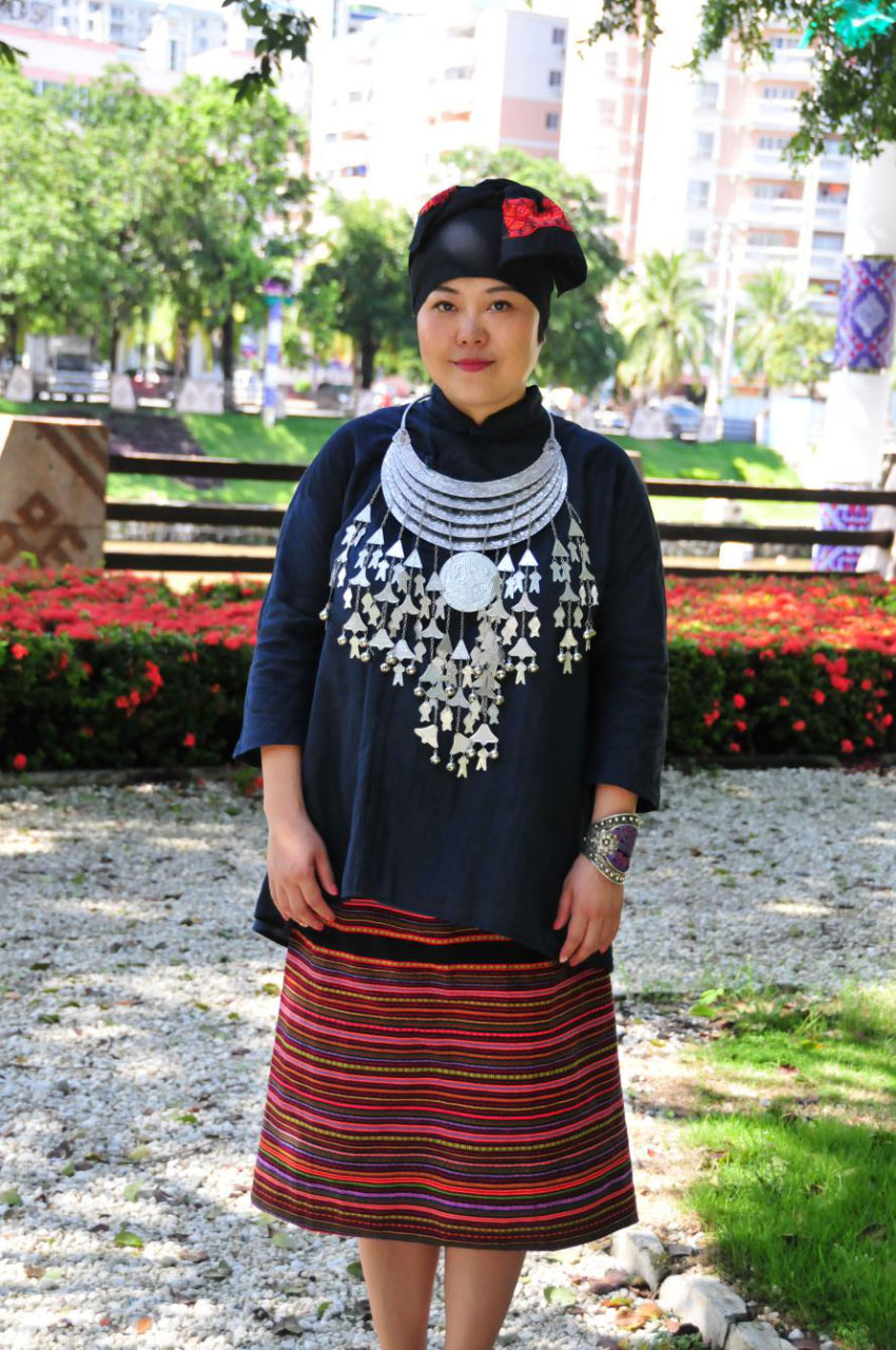 手织的幸福：张焱和她的黎锦世界