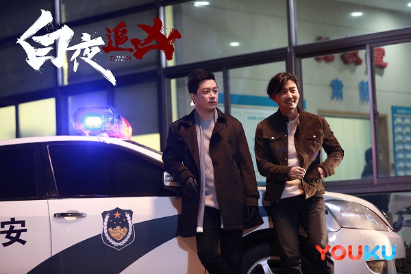 近几年最好看的罪案剧《白夜追凶》优酷上线 潘粤明饰演“精分”双胞胎