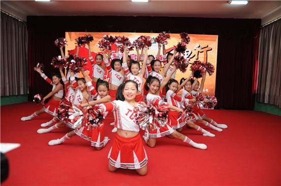 “中国航天启明图书室”落户辽宁省盘锦市大洼区平安学校