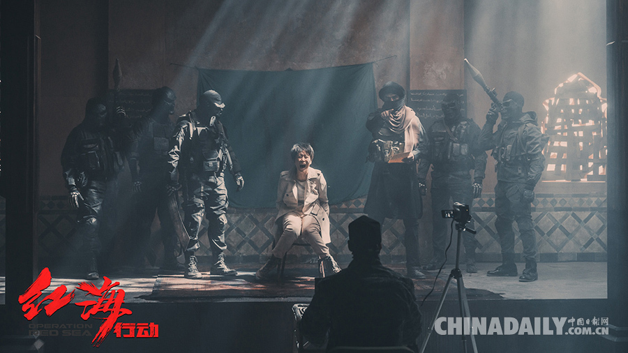 《红海行动》口碑票房双逆袭 韩寒：这是中国电影的一个里程碑！