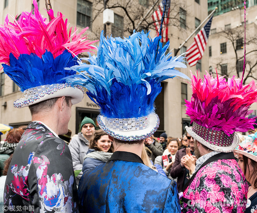 纽约复活节帽子大游行上演 造型争奇斗艳