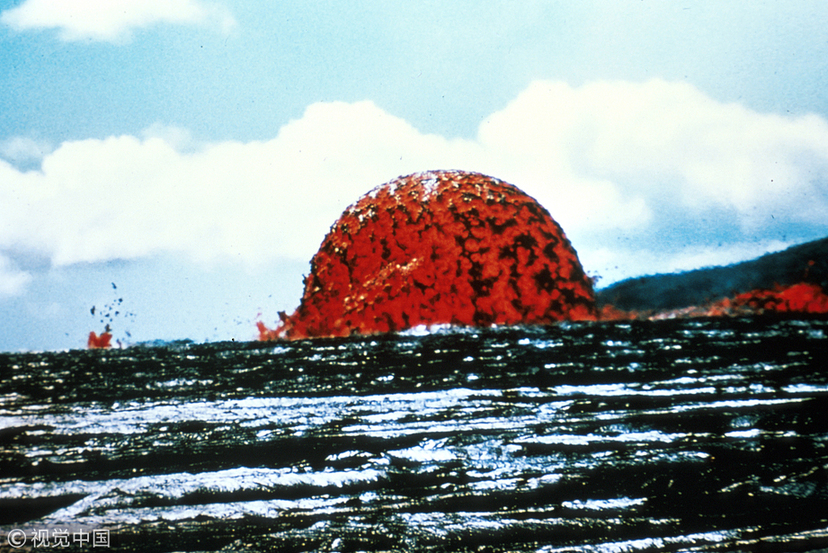 美国：49年前的火山喷发火了 罕见圆顶熔岩“喷泉”风靡网络