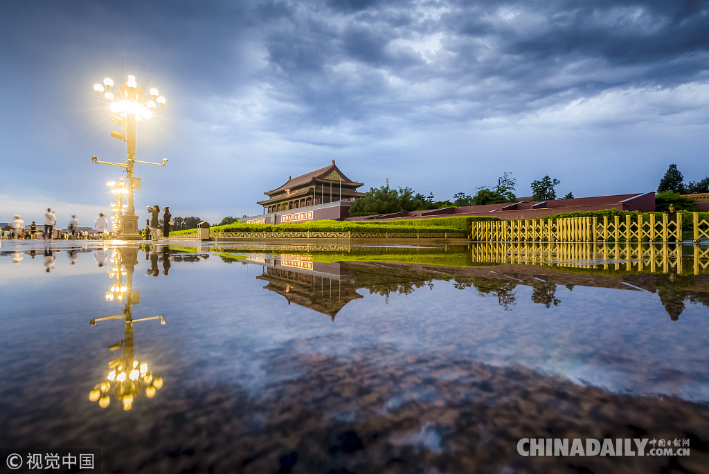 北京暴雨过后 天安门广场景色如画