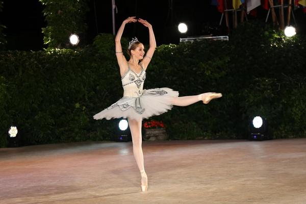第28届瓦尔纳国际芭蕾舞比赛落幕