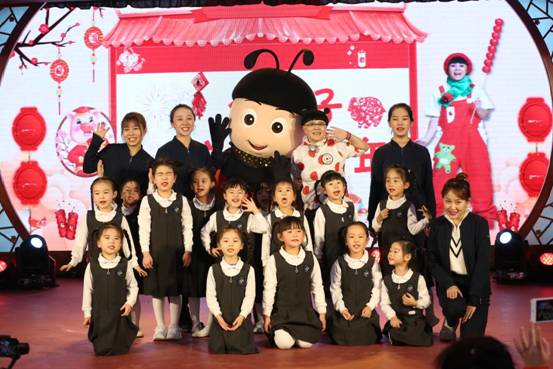 春节民俗在线听：“金龟子”刘纯燕关注年味文化