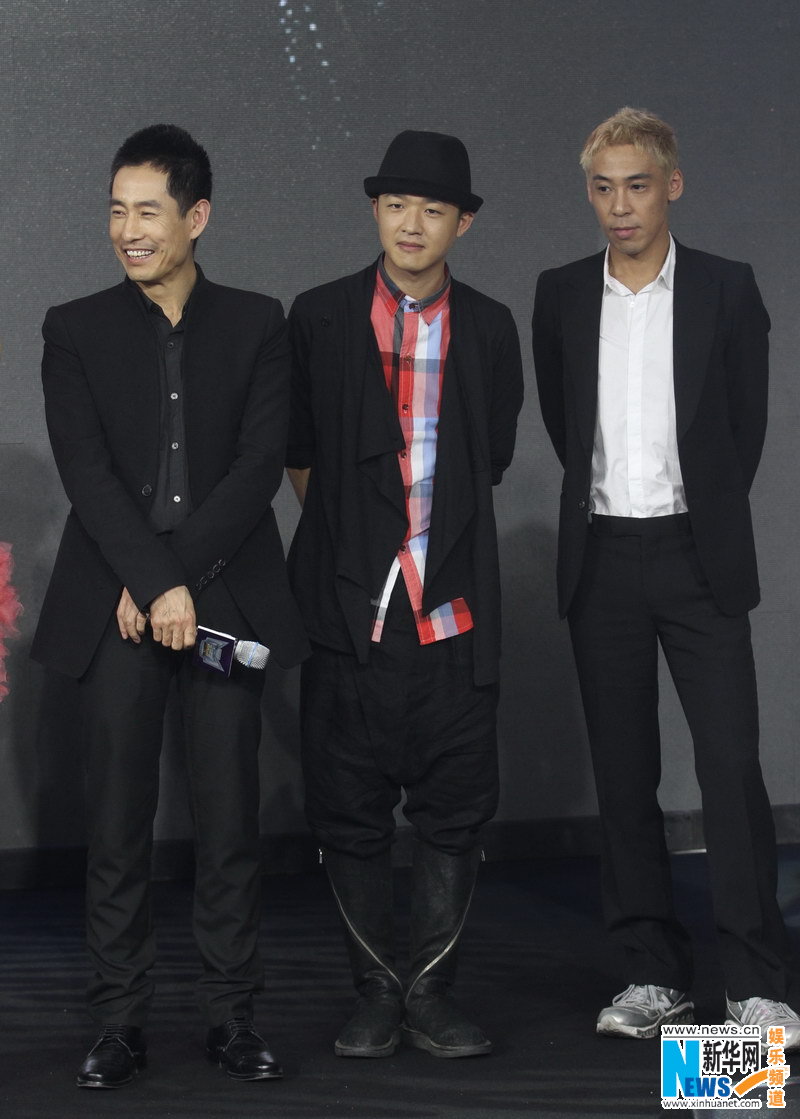 《四大名捕》首次亮相 刘亦菲上演特异功能