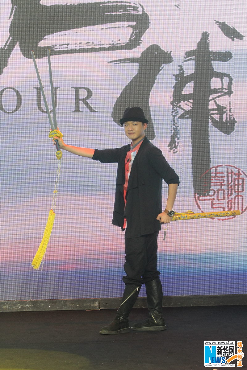 《四大名捕》首次亮相 刘亦菲上演特异功能