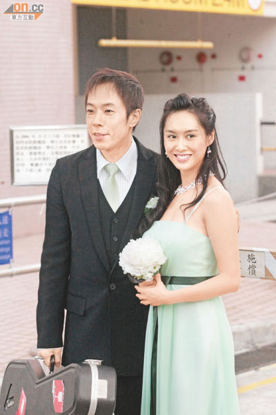 黄贯中称将筹办梦幻狗婚礼(图)