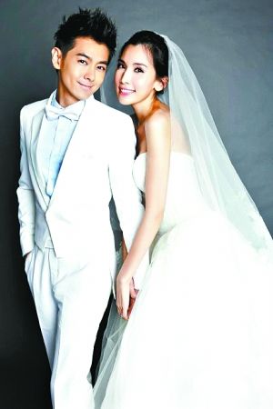 林志颖陈若仪婚纱照曝光 儿子当花童