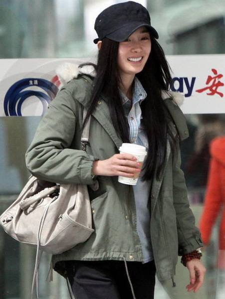 女星卸妆真面目 章子怡惨变路人