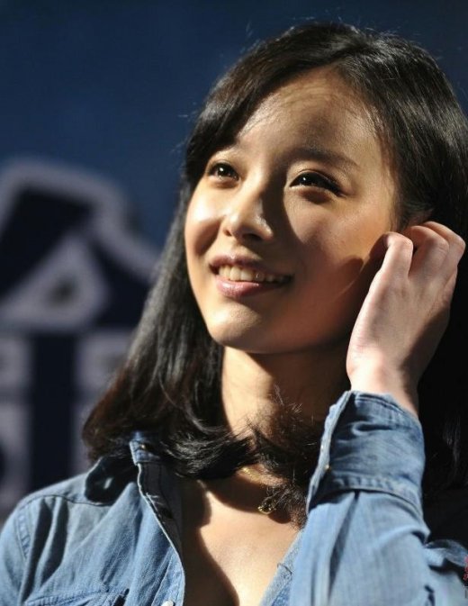 范爷杨幂谢娜盘点女神素颜囧照