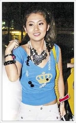 胡杏儿李湘萧淑慎水桶腰女星似大妈(图)