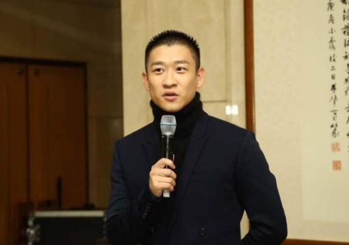 滚动新闻 02>02 娱乐资讯 很多人看到曹云金参演影视作品,加盟