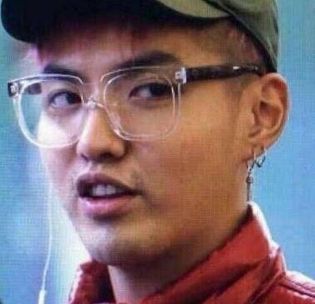 小鲜肉素颜照公开谁最惊人？他的颜值杠杠的