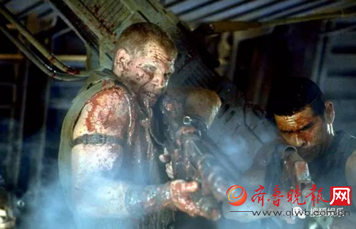 《异形：契约》：即使因R级被删6分钟，这部电影仍值得去影院观看！