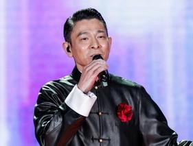 刘德华知恩图报，多年后，仍愿意给周润发做小弟