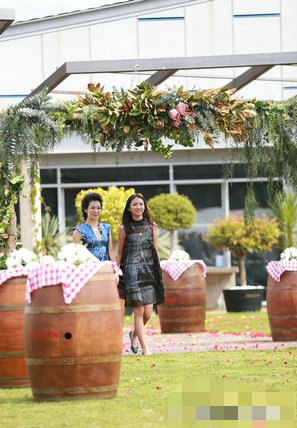 胡军女儿九儿初现荧屏 身材高挑面容姣好