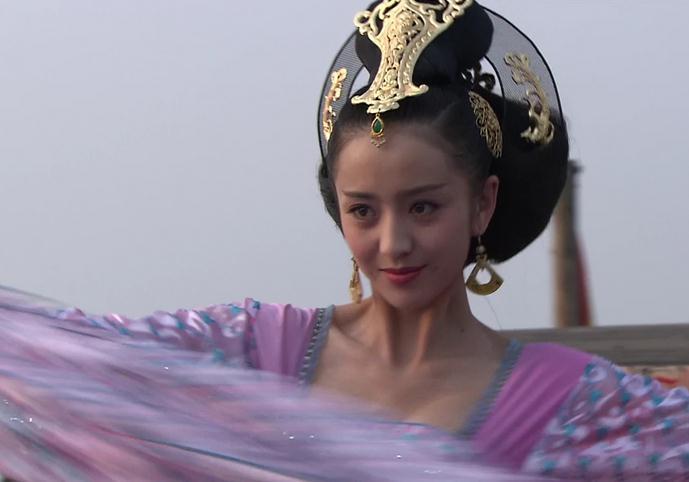 她是最精致古装美人，美得倾国倾城，刘诗诗都不及她！