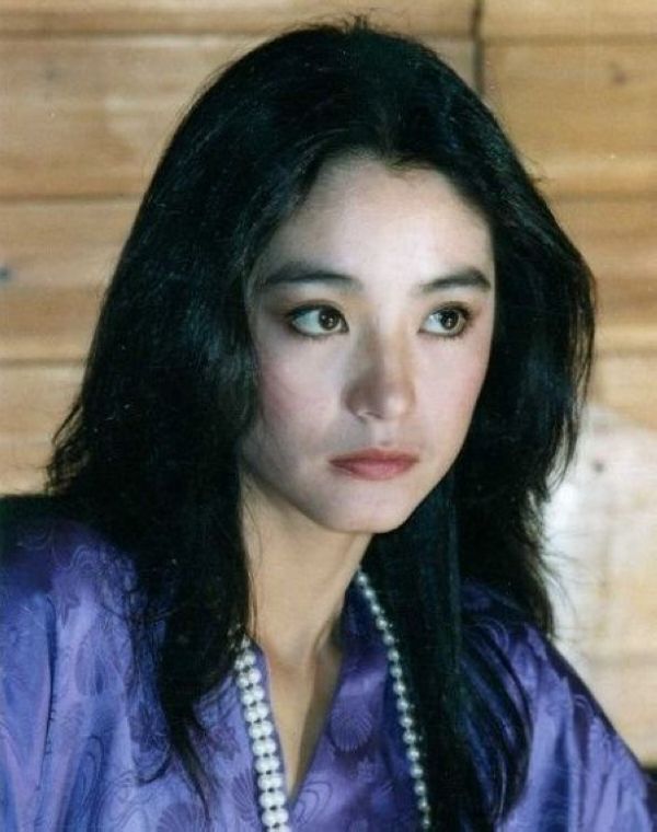90后错过的真女神：王祖贤林青霞朱茵年轻时真美