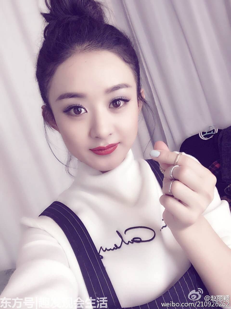 赵丽颖美吗？她这样的照片你们见过吗