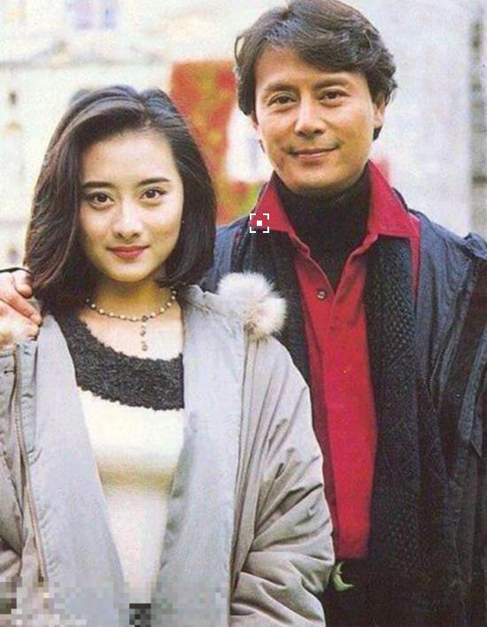 琼瑶男神现状：秦汉刘德凯帅气依旧 咆哮帝最幸福