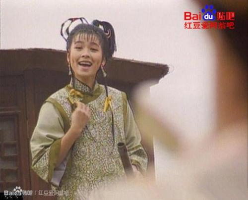 盘点众女星出道前清纯照 不像现在都整得差不多！