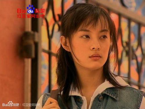盘点众女星出道前清纯照 不像现在都整得差不多！
