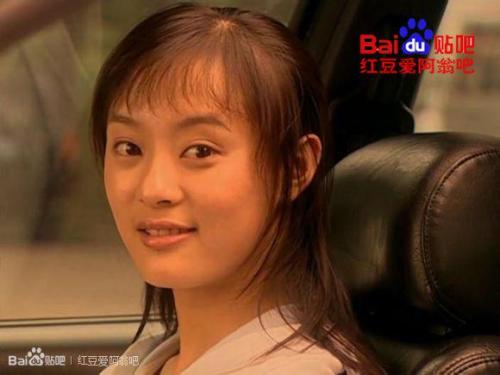 盘点众女星出道前清纯照 不像现在都整得差不多！