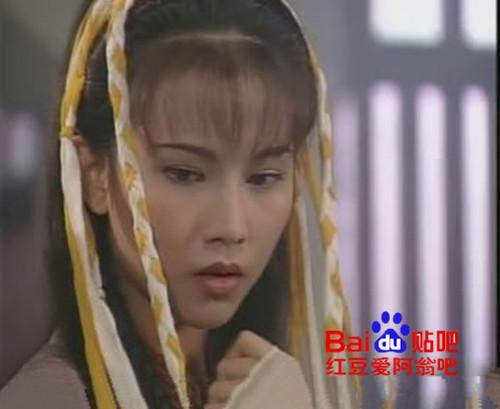 盘点众女星出道前清纯照 不像现在都整得差不多！