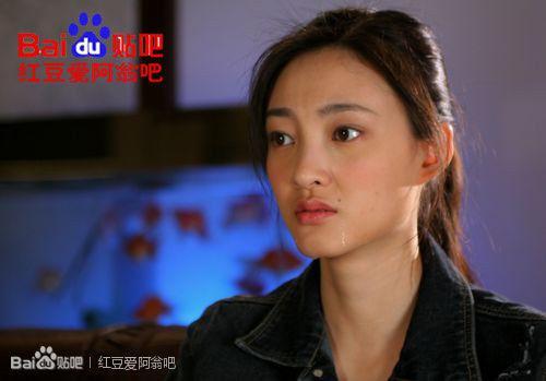 盘点众女星出道前清纯照 不像现在都整得差不多！