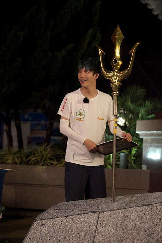 《二十四小时》第二季陈坤一言不合就上树 吴磊智商开挂迎首胜