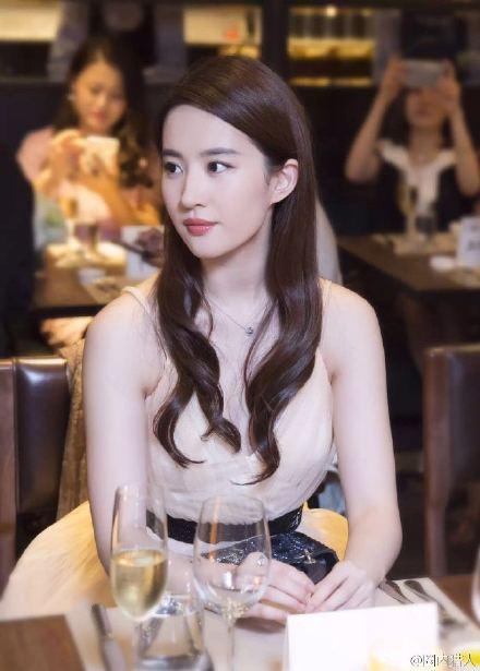 最美女明星排行：刘亦菲第十，赵丽颖第一（图）