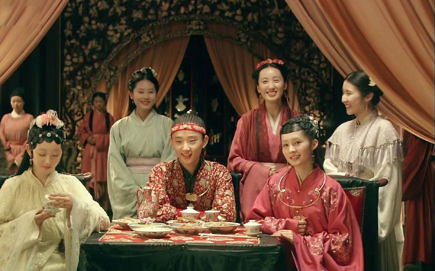 他17岁出道 杨幂赵丽颖杨洋都曾给他做配角 如今却变这样