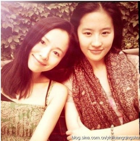 刘亦菲成最美伴娘 刘亦菲的大学同学竟然有他们
