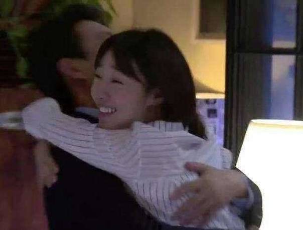 明星亲热戏都是如何拍的 杨洋和郑爽拍吻戏尴尬大笑